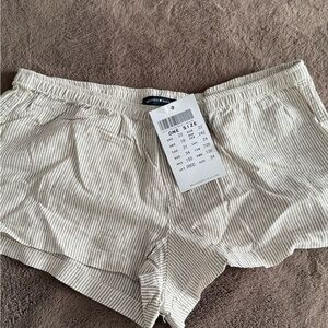BRANDY MELVILLE SHORTS